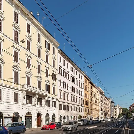 Guesthost - Vittorio Emanuele Elegant * Rome