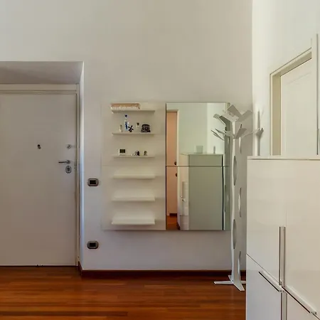 Guesthost - Vittorio Emanuele Elegant Rome