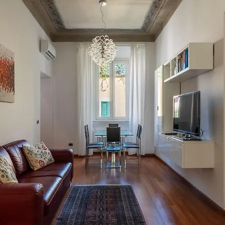 Guesthost - Vittorio Emanuele Elegant Rome